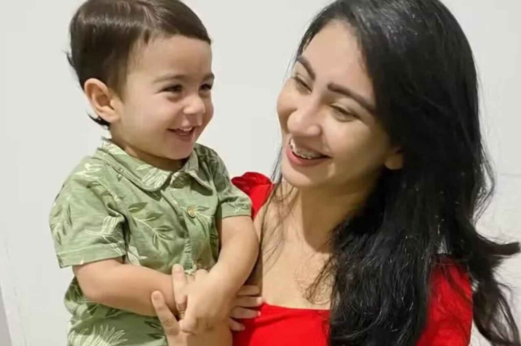 “Você levou todo meu coração”, desabafa mãe de menino esquecido em carro por dona de berçário