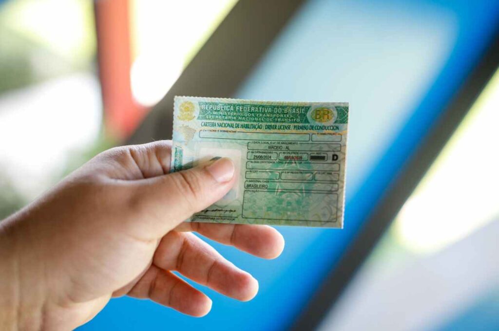Paulo Dantas lança programa CNH do Trabalhador durante abertura do Maio Amarelo