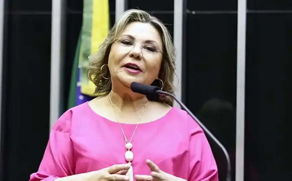 Deputada Tereza Nelma rebate acusação sobre enfraquecimento de controle no INSS