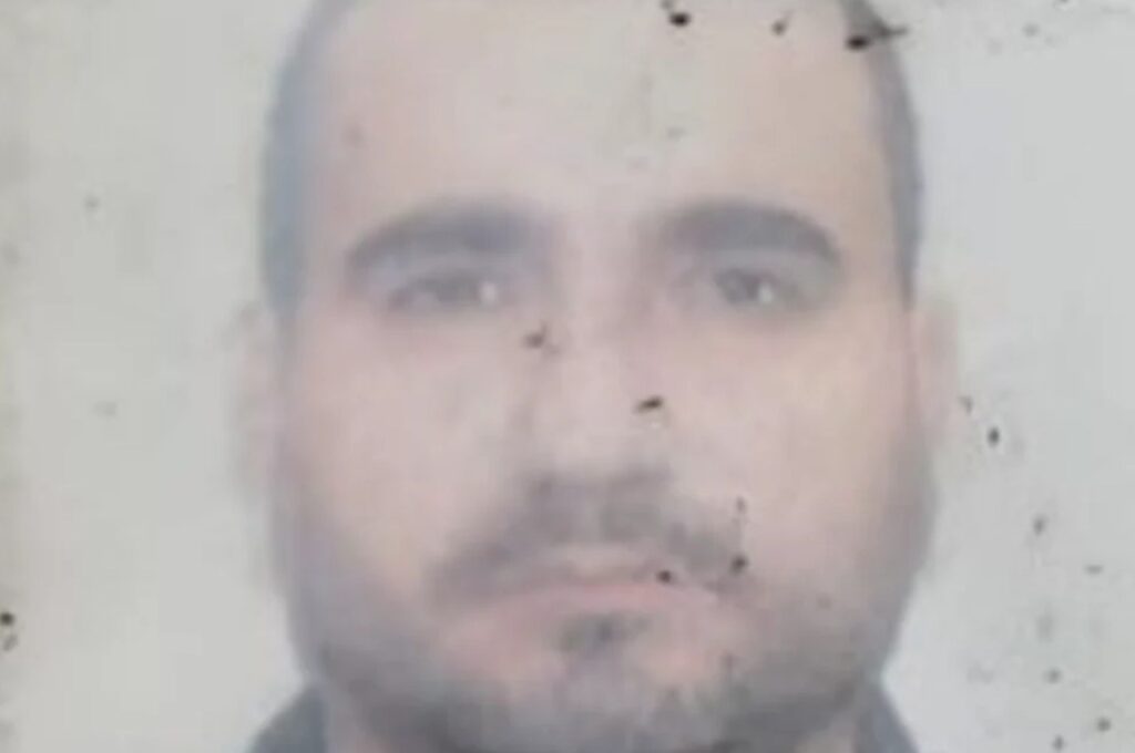 Alagoano foragido é suspeito de assassinar companheira com 16 facadas no Recife