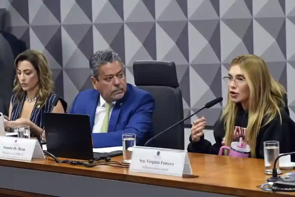 Vídeo: Virgínia Fonseca chupa microfone ao confundir com canudo durante CPI das Bets