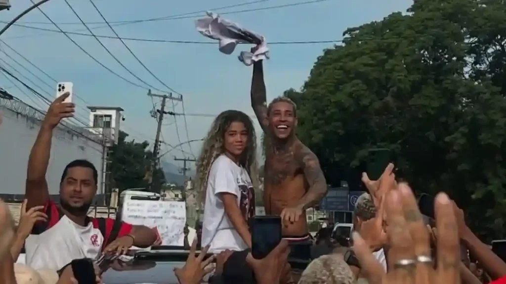 MC Poze do Rodo é solto