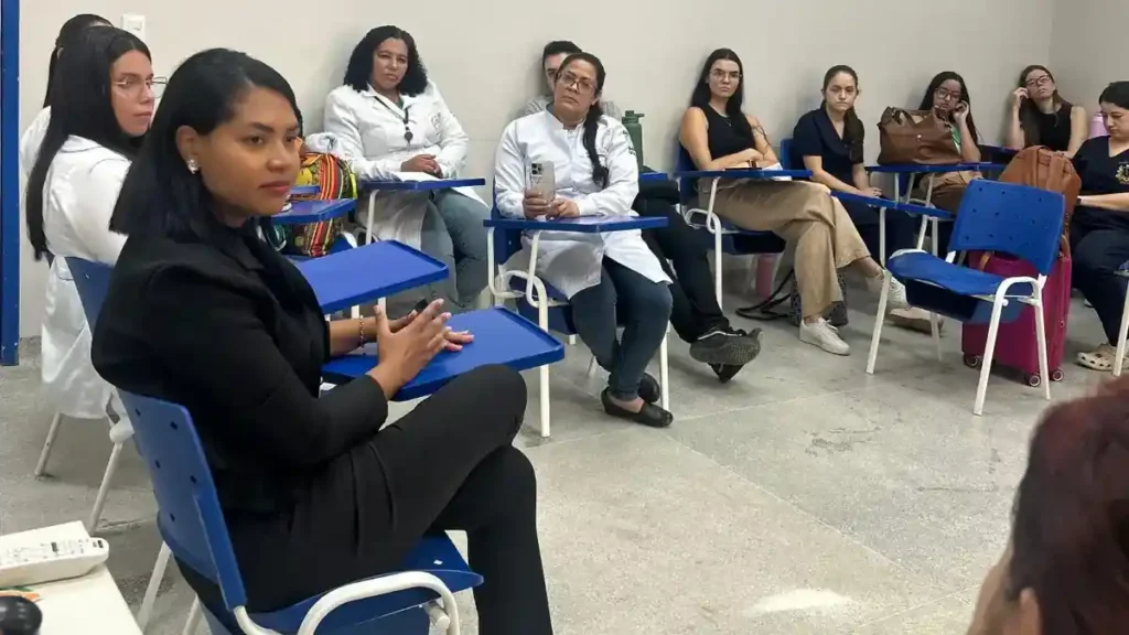 HU promove roda de conversa com conselheira tutelar Jéssica Batista