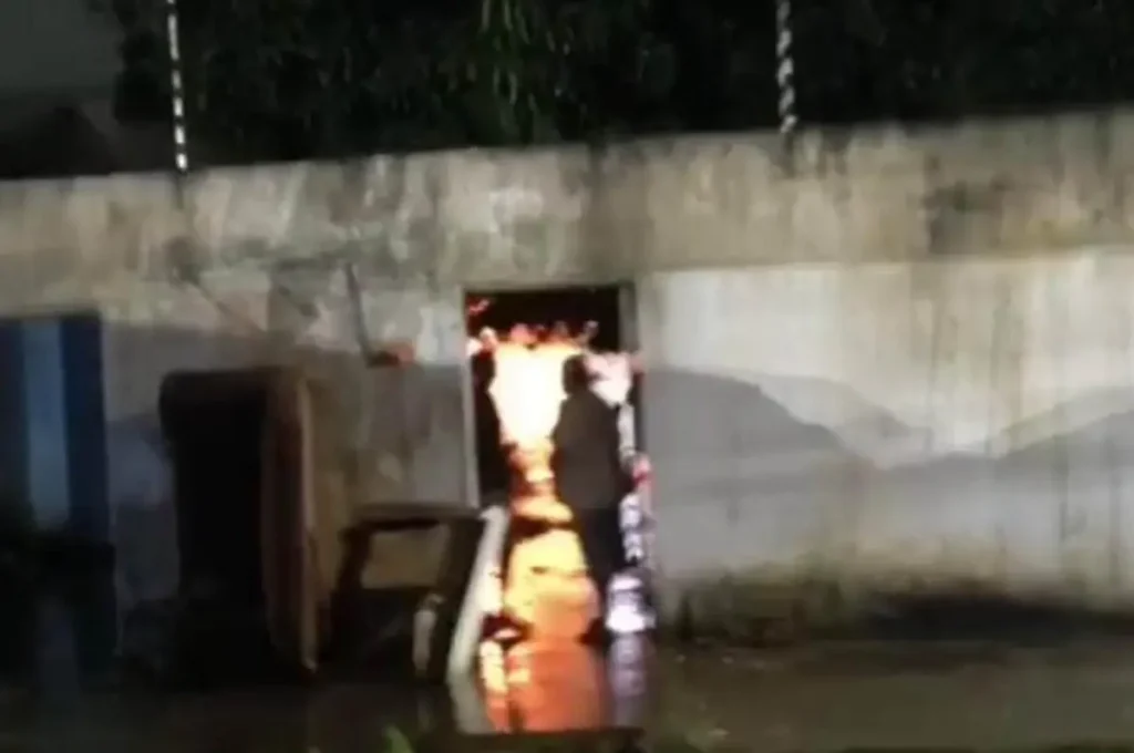 Mulher morre asfixiada após voltar para casa em chamas no Agreste de AL