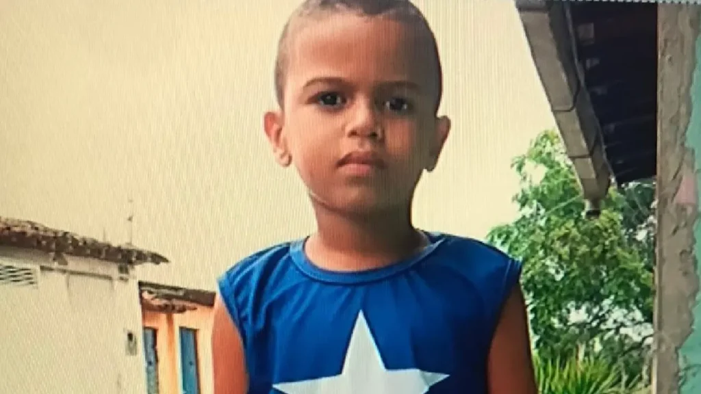 Menino de 5 anos morre em Cajueiro e família acusa hospital de negligência
