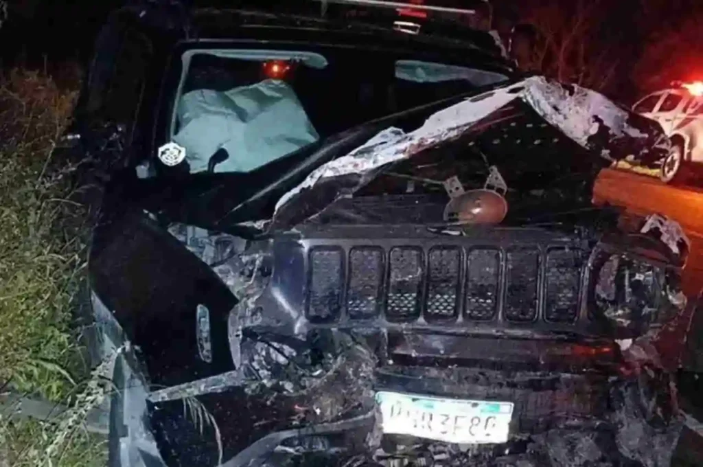 Acidente em rodovia do Sertão de Alagoas deixa pai e filha mortos e militar ferido