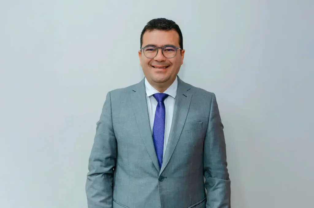 Allan Belarmino nega irregularidades, mas MPC recomenda investigação