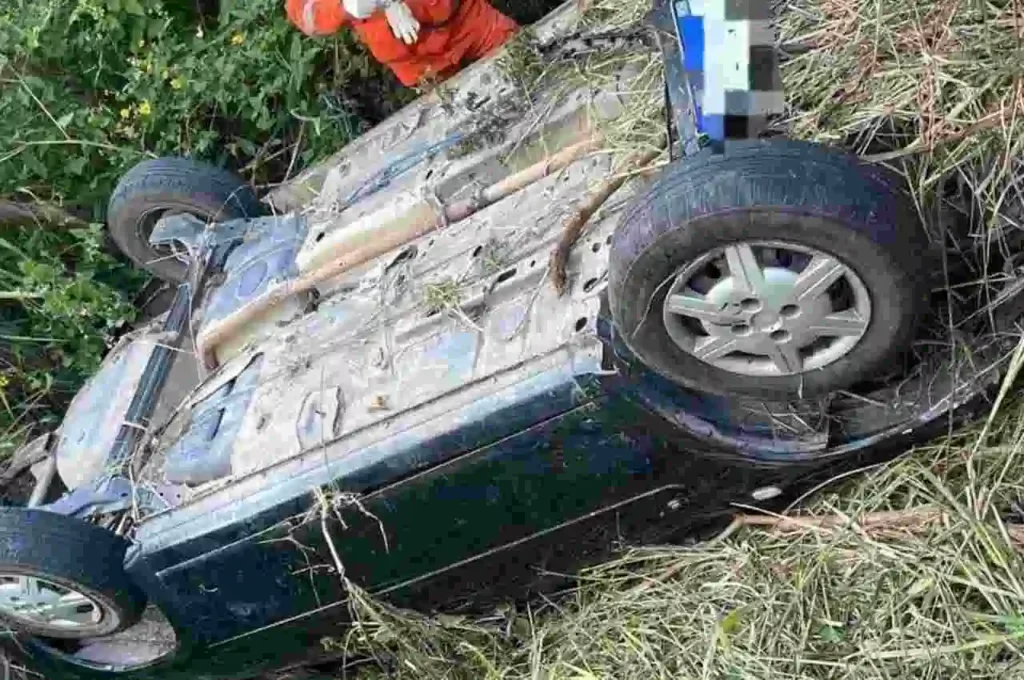 Menino de 5 anos sobrevive por dias ao lado dos pais mortos em acidente no Agreste de PE