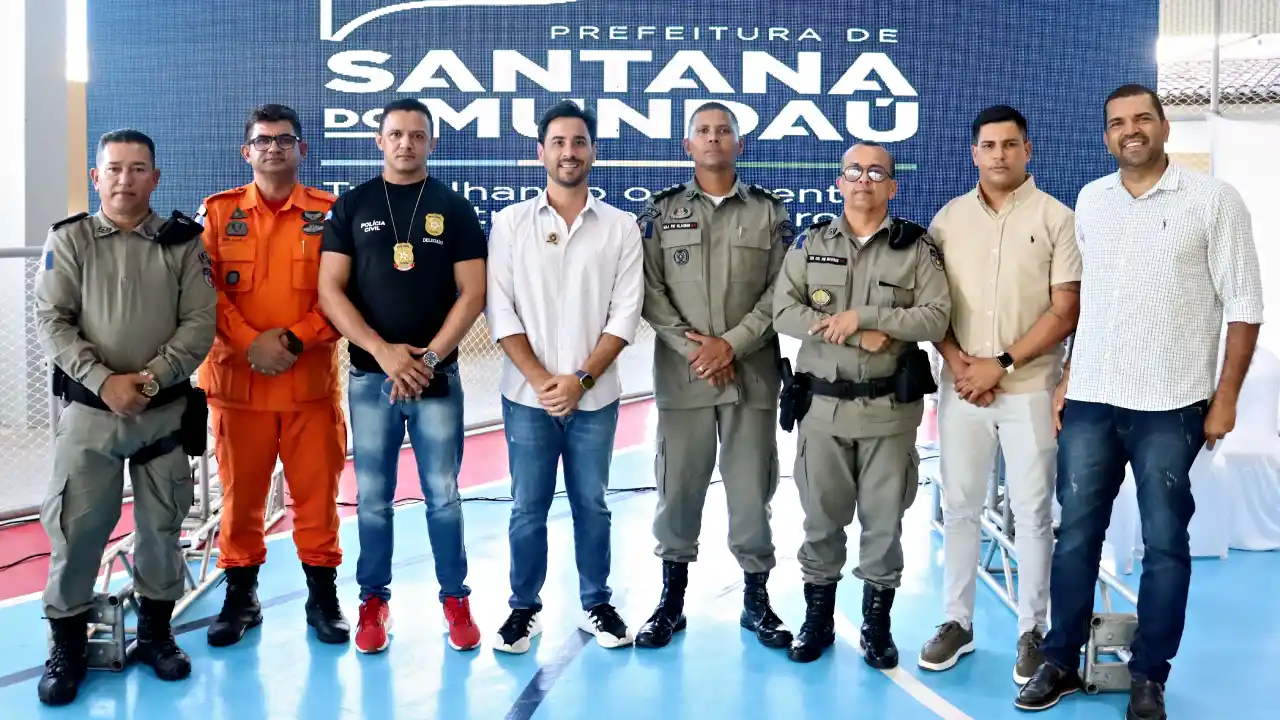 Agentes de segurança de Santana do Mundaú | Foto: reprodução