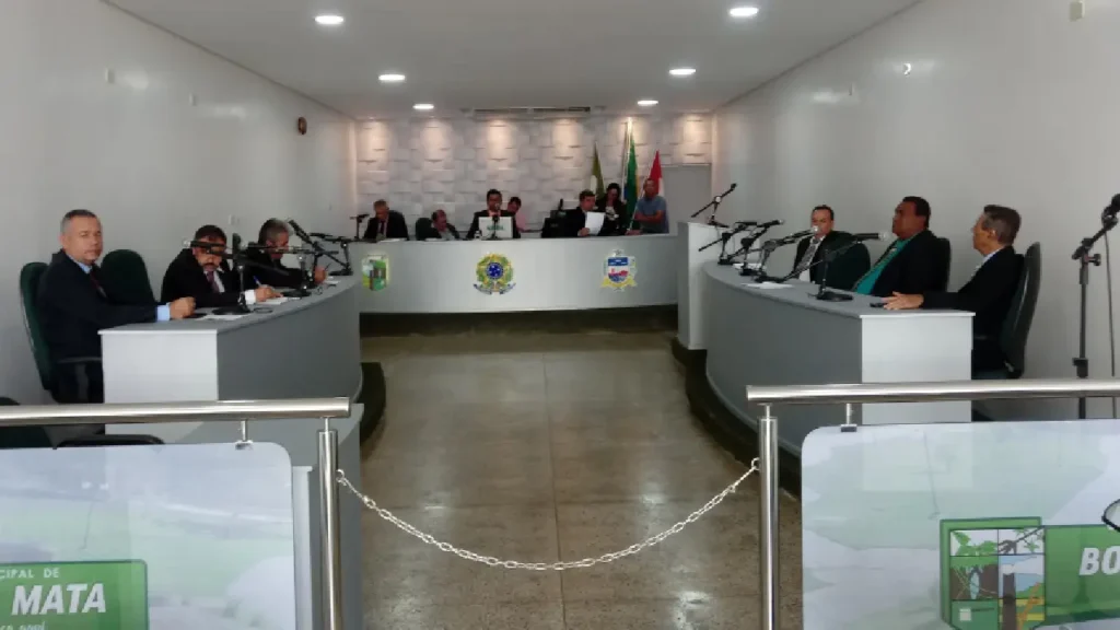 Câmara de Vereadores de Boca da Mata é investigada suspeita de contratações irregulares