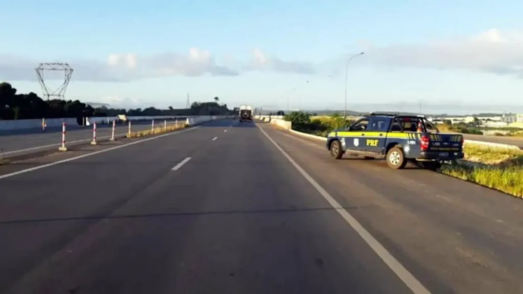 Esse é o melhor horário para viajar pela BR-104 no feriado de Ano Novo, segundo a PRF