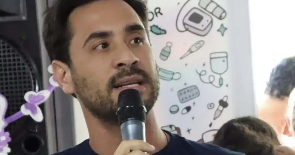 Prefeito de Santana do Mundaú celebra prêmios nacionais e 87% de aprovação no 1º ano de mandato