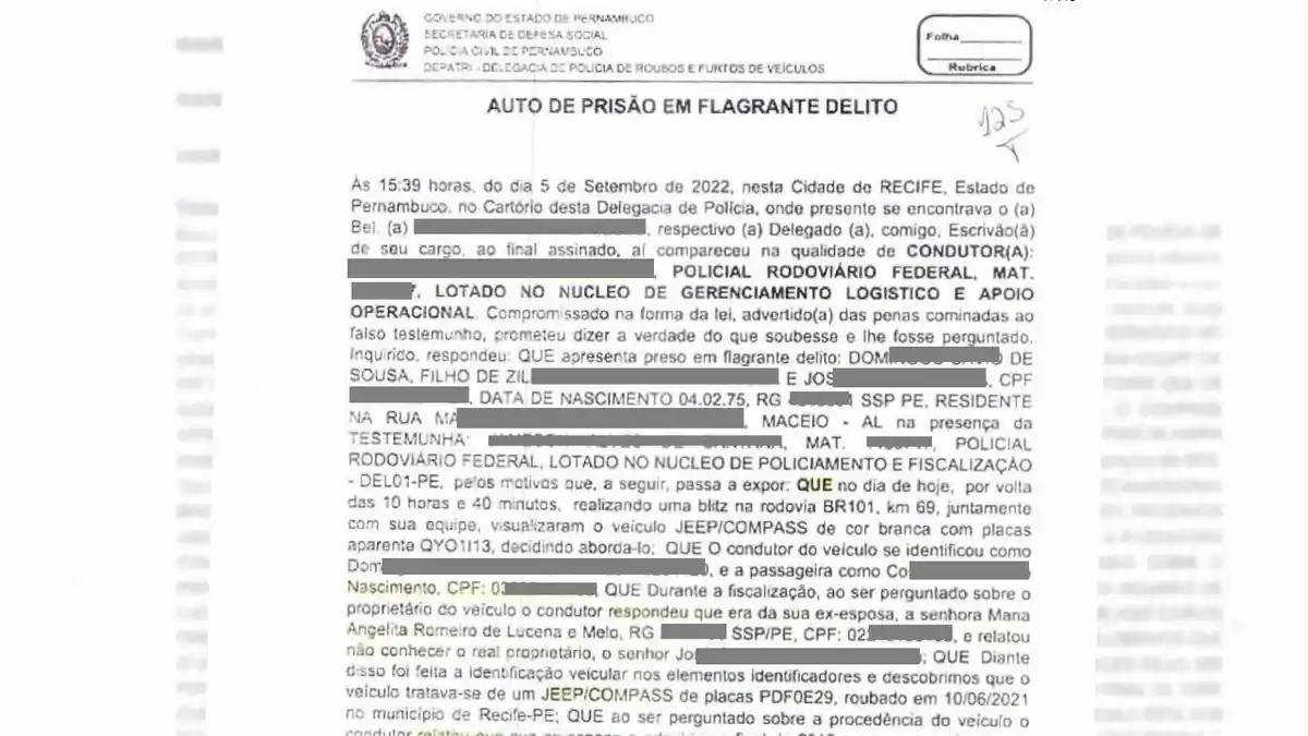 Auto de prisão em flagrante lavrado pela Polícia Civil de Pernambuco registra a abordagem do veículo com placas clonadas e a prisão do ex-marido da delegada. Documento integra investigação sobre destinação irregular de carro apreendido.