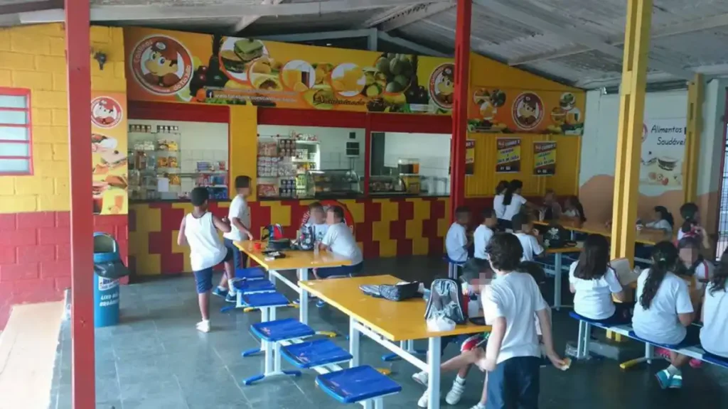 Alagoas proíbe venda de refrigerantes e frituras em cantinas de escolas; saiba o que pode e não pode