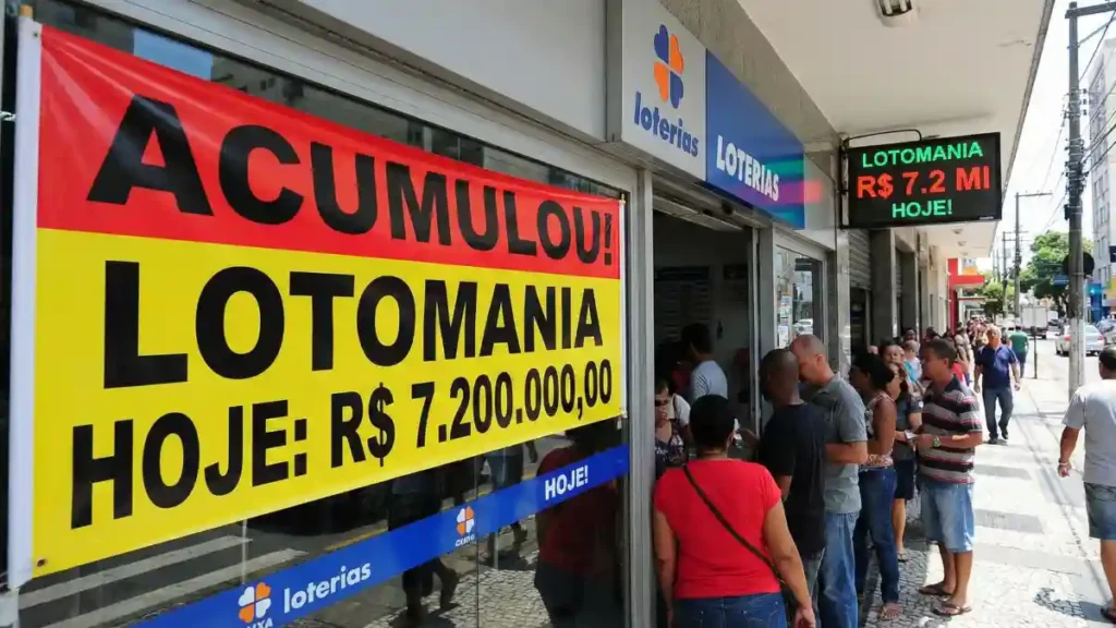 faixa “acumulou” anuncia Lotomania com prêmio de R$ 7,2 milhões em lotérica com fila de apostadores na calçada