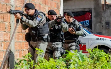 Homem embriagado agride mãe acamada com facão e acaba preso em flagrante em União dos Palmares