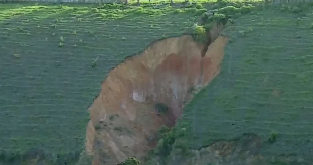 Situação de emergência é decretada em Branquinha devido ao avanço de cratera